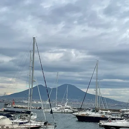 Ropelli Santa Chiara アパート ナポリ